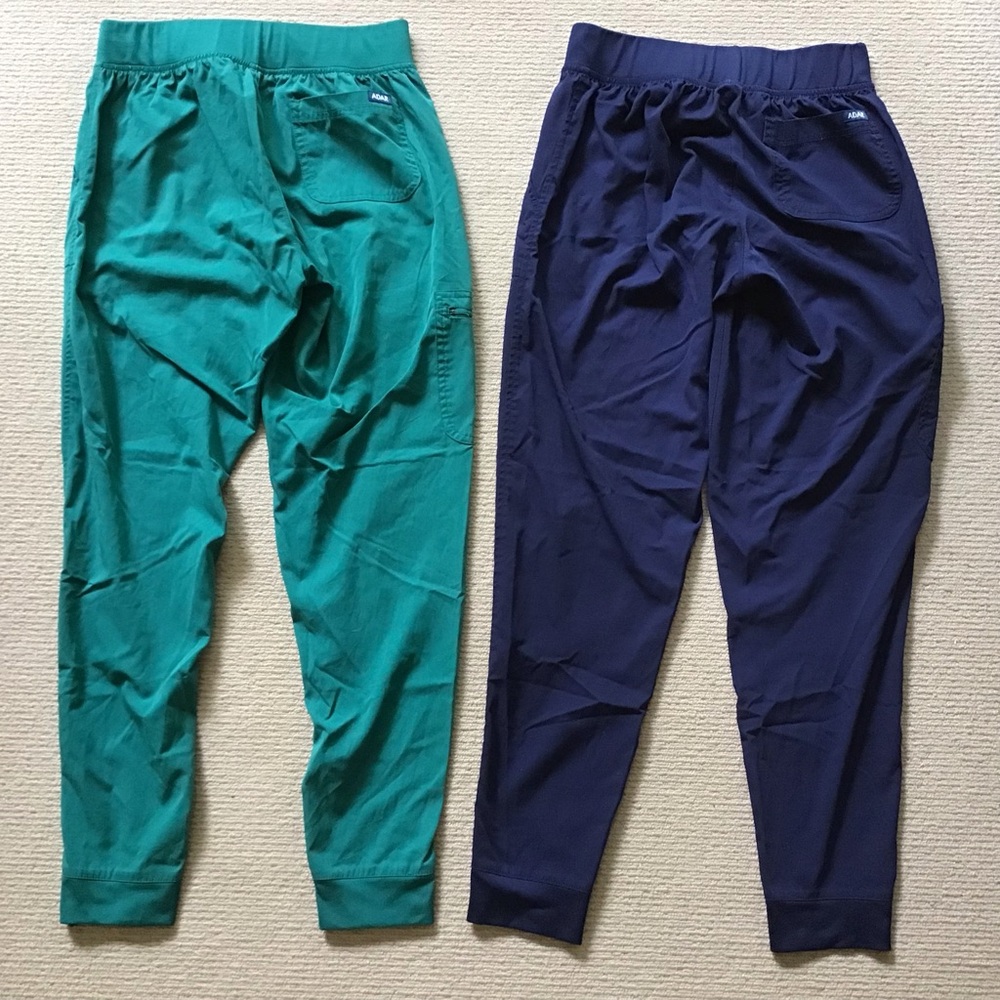 Women’s Scrub Joggers - Picture 7 of 7